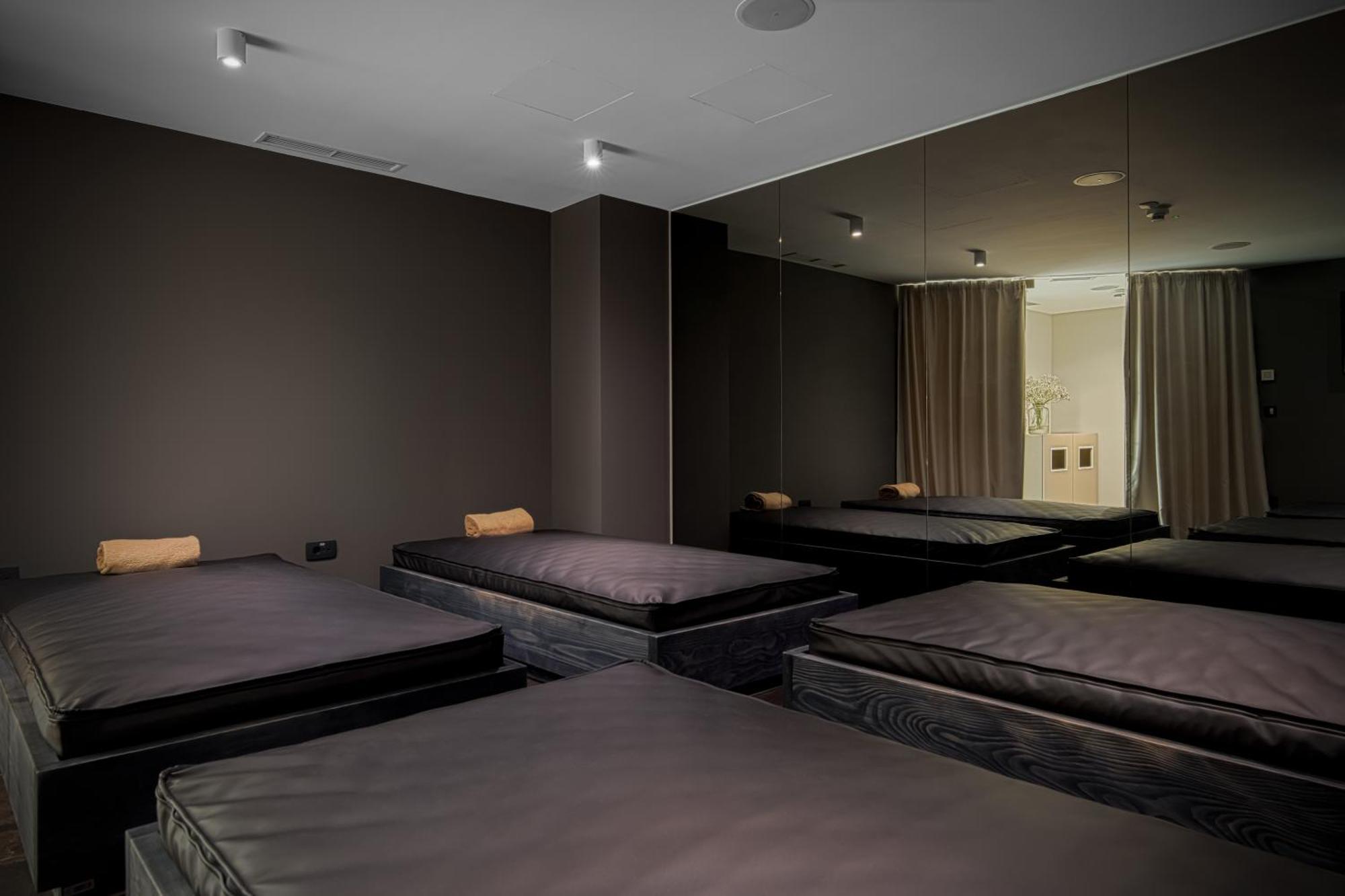 Boutique Noemia (adults Only)